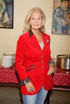 Christiane Hoerbiger ,