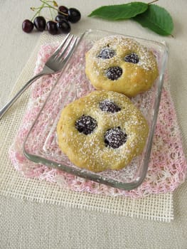 Small cherry cake