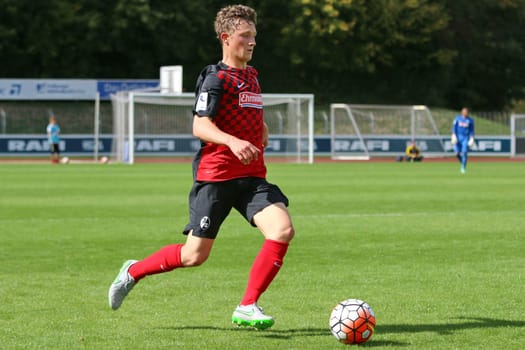 Pius Dorn with Ball,RL SW - 15/16 - SC Freiburg II vs SV Elversberg