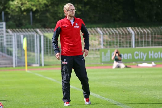 Martin Schweizer,Trainer SC Freiburg II,RL SW - 15/16 - SC Freiburg II vs SV Elversberg