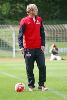 Perplexed on the edge of the pitch