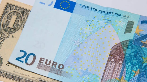 Dollar - Euro - Financial superpowers