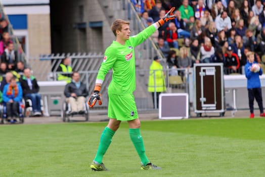 Goalkeeper Alexander Schwolow (Freiburg),Football: 2. BL 15-16: 10.