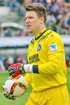 Goalkeeper,Goalkeeper,René Vollath with Ball,Football: 2. BL 15-16: 10.