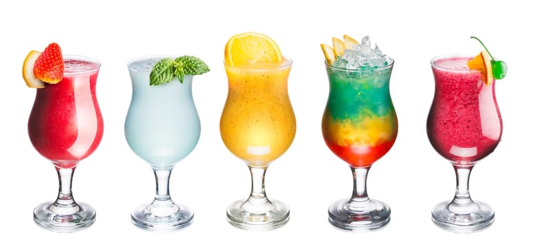 Collection of most popular classical alcoholic cocktails isolated on white