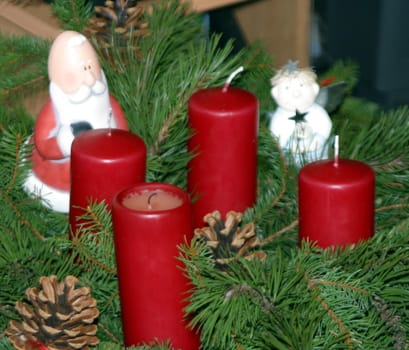Advent wreath for the attunement to Christmas