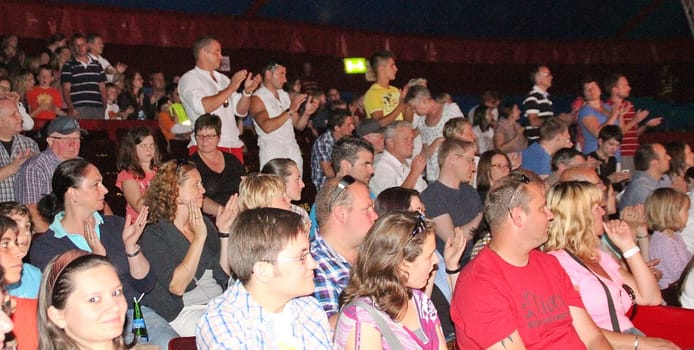 Audience in the Circus Krone