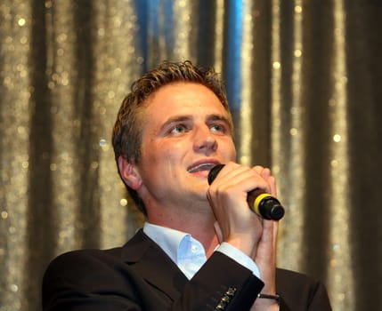 Alexander Rier is the son of Norbert Rier,the frontman of the 'Kastelruther Spatzen'. Rier is a German pop singer