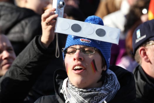 The fans often know in advance how many discs stop - biathlon fascinates the spectators/fans.