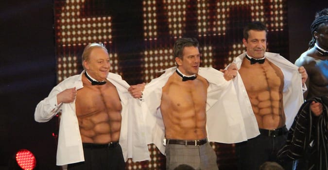 Markus Lanz strips with the Chippendale