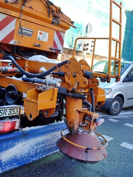 Scattered vehicle in action in Freiburg im Breisgau on 12.12.12