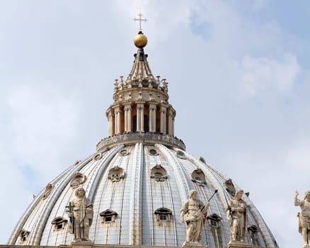 Rome /Italy - Roma/Italia - Vatican/Vaticano Dome of St. Peter's Basilica