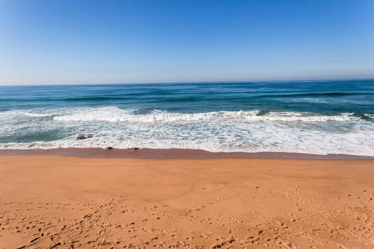 Beach blue ocean waves horizon landscape
