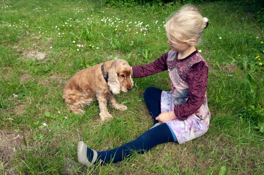 Maedchen,Play,Dog