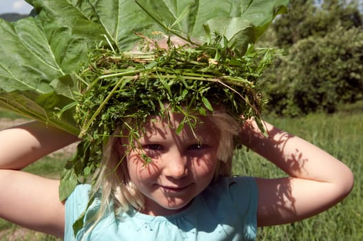 Maedchen,Wreath,Head