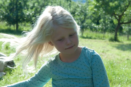 Maedchen,hair,kaemmen