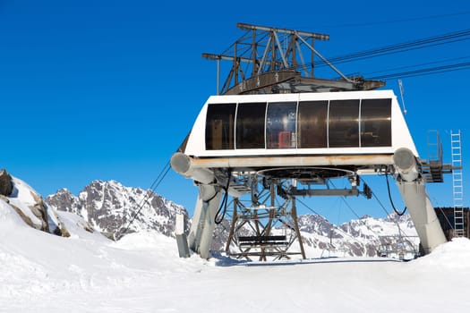 The ski lift at the Alpette in Vaujany and Oz en Oisans