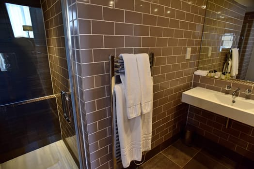 Image of modern american bathroom
