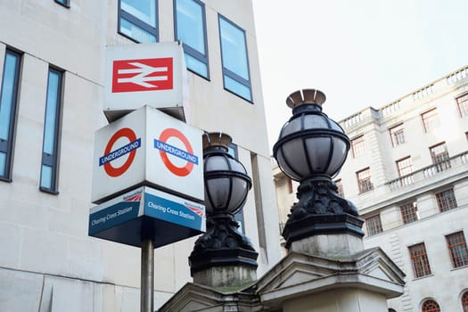 LONDON, UK - DECEMBER 19