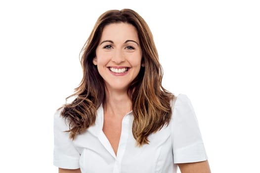 Close up image of a lady with cute smile
