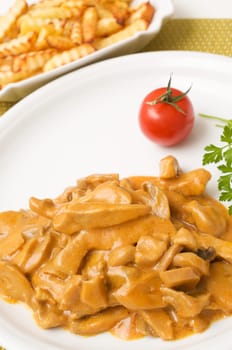 Zurich ragout on a white plate