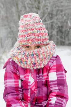 little girl freezes