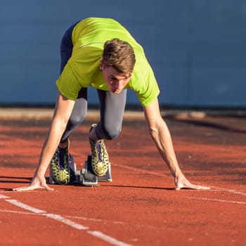 Sprint start in athletics