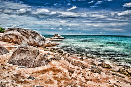 (Нескоbeautiful beach and tropical seaлько значений)