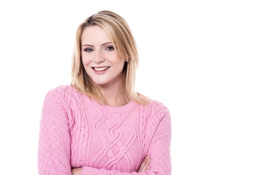 Image of a pretty lady with crossed arms