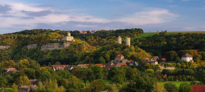 Rudelsburg and Saaleck Castle in autumn - Rudelsburg and Saaleck castle in fall