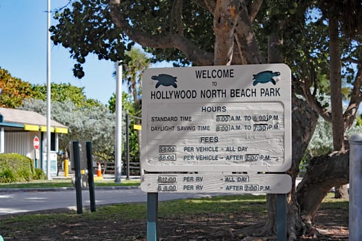 Hollywood, FL, USA - December 7, 2014