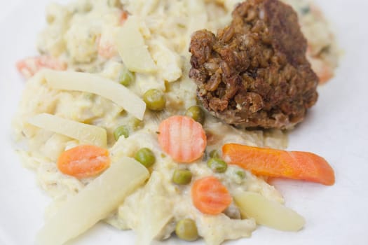 Vegetarian with heart - Green seed roasts on colorful vegetables,tasty,fresh and fast in preparation