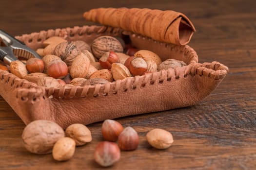 Nut