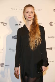 Pheline Roggan