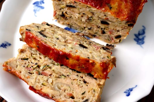 Turkey meatloaf, healthy fattfree meat for dinner