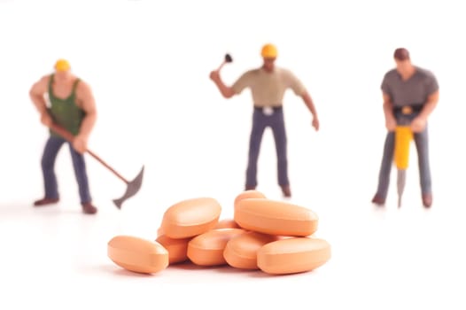 medicine and workmen, tablets medicine and workers, figurine isolated