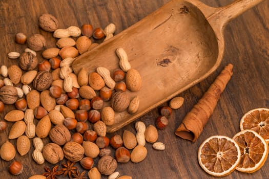 Nut