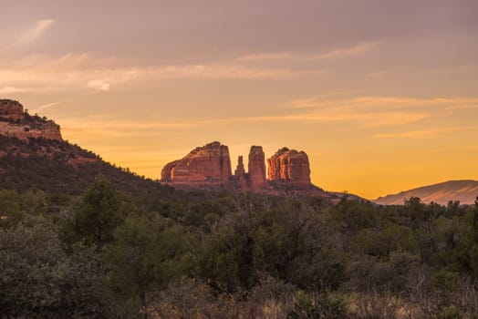 Landscape of cathedral rock in Sedona at sunset.