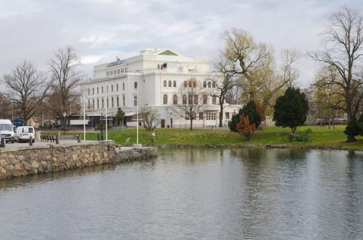 it is the big theater in gothenburg nearly the channel