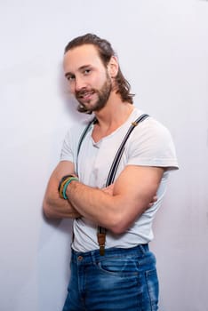 young bearded man lokking friendly in to the camera