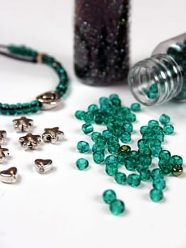 Glass beads and accessories for jewellery making