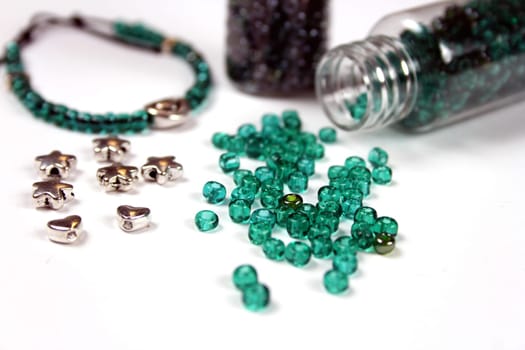 Glass beads and accessories for jewellery making