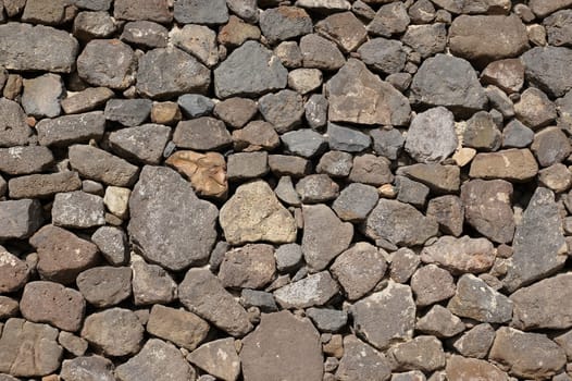 Natural stone wall