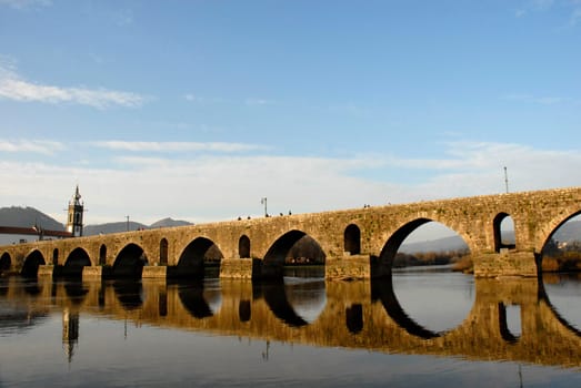 bridge and church of Ponte de Lima em Portugal