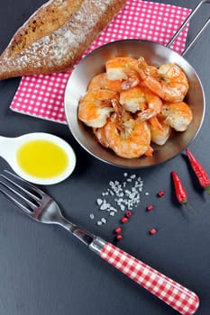 Garnish pan