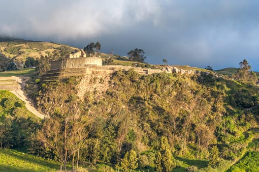 Ingapirca, Inca wall and town, largest known Inca ruins in Ecuador