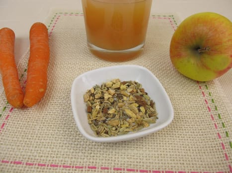 Tea smoothie with apple,carrot,ginger and liquorice root