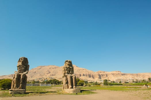 Egypt, Upper Egypt, Nile Valley, Gaugue bank of Thebes, about Luxor, Colossi of Memnon classified World Heritage