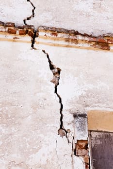building wall which started collapsing gradually. old building.