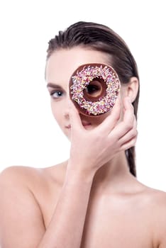 Young woman facing the camera through a dessert